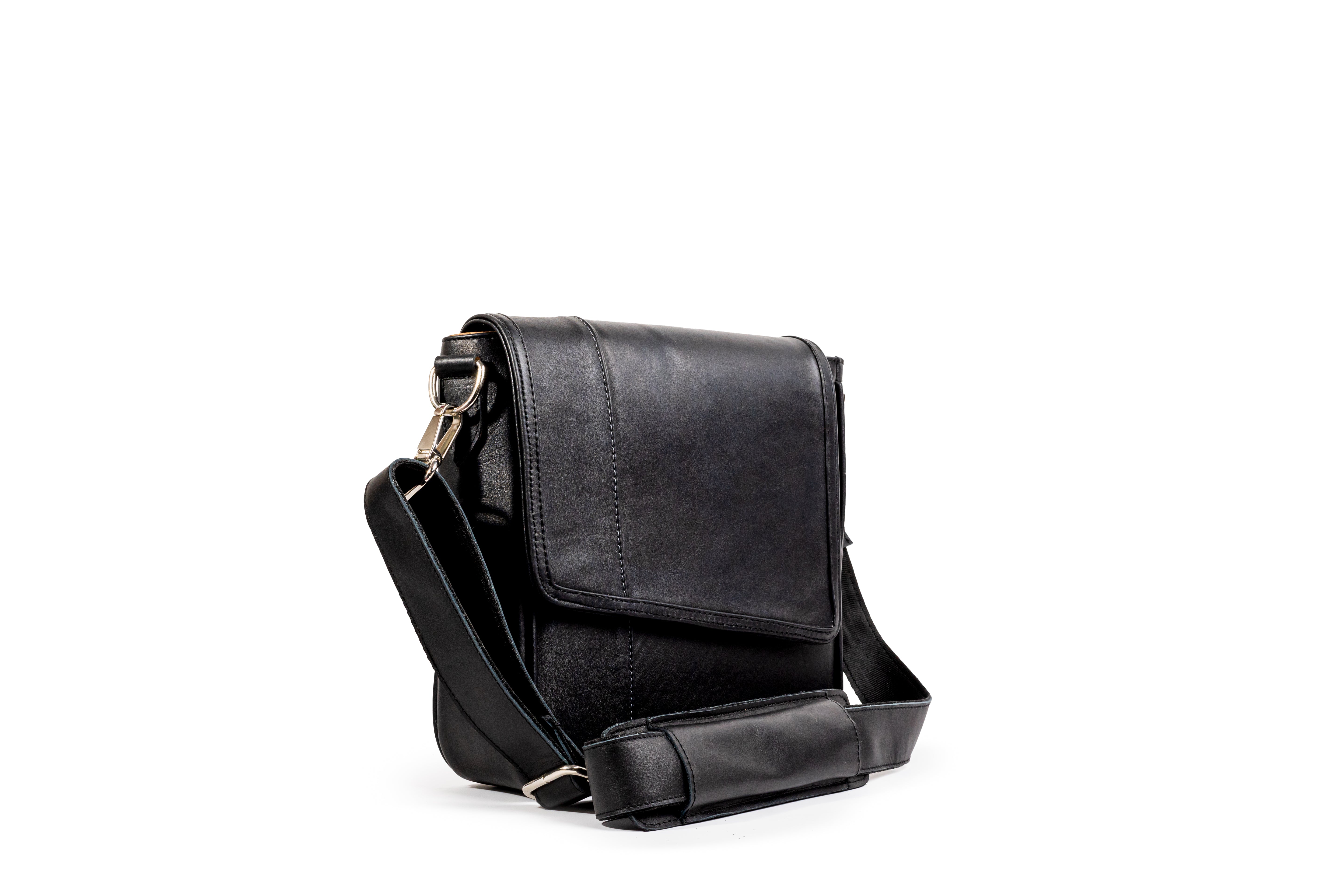 Quintana Leather Messenger Bag