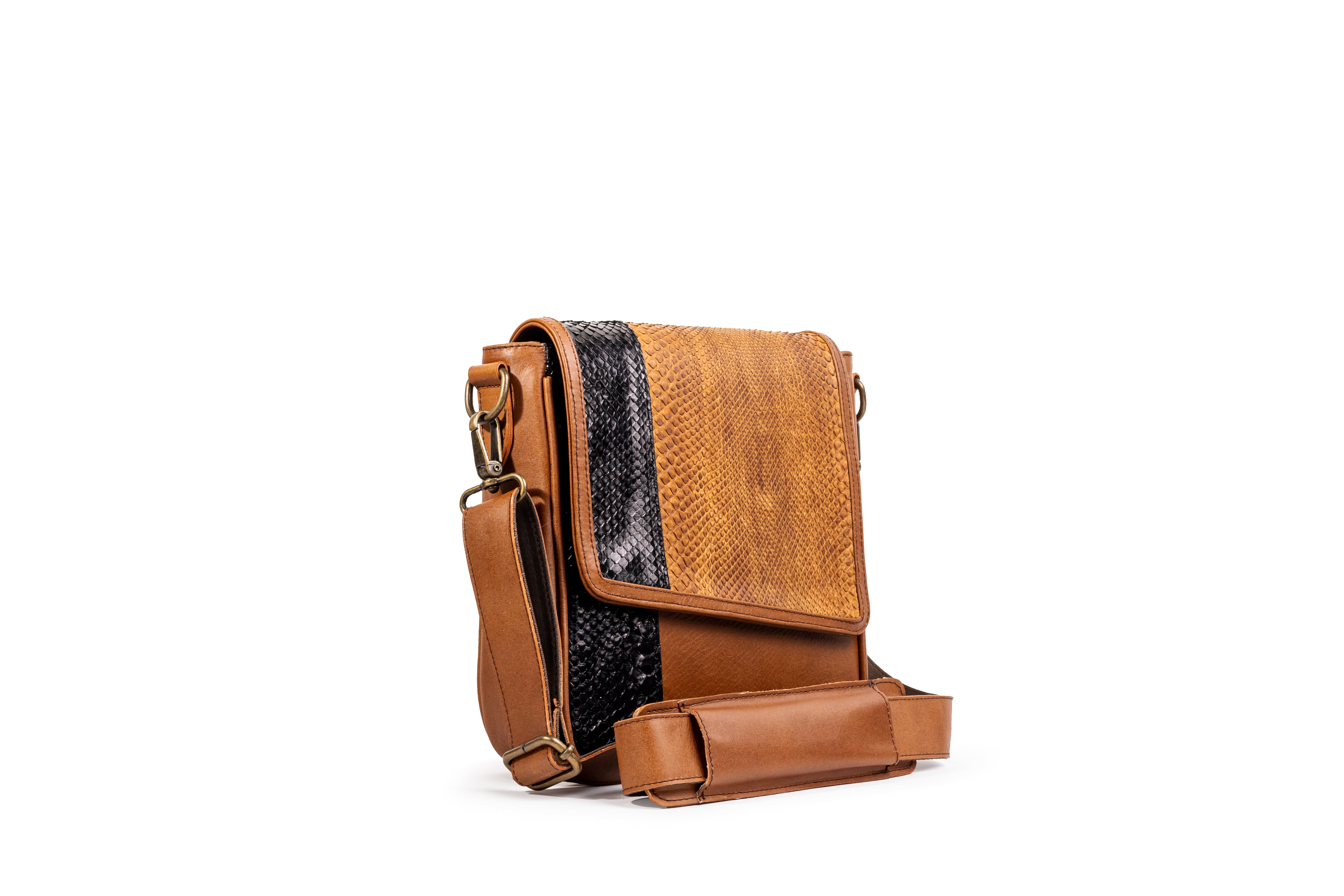 Quintana Luxury Messenger Bag
