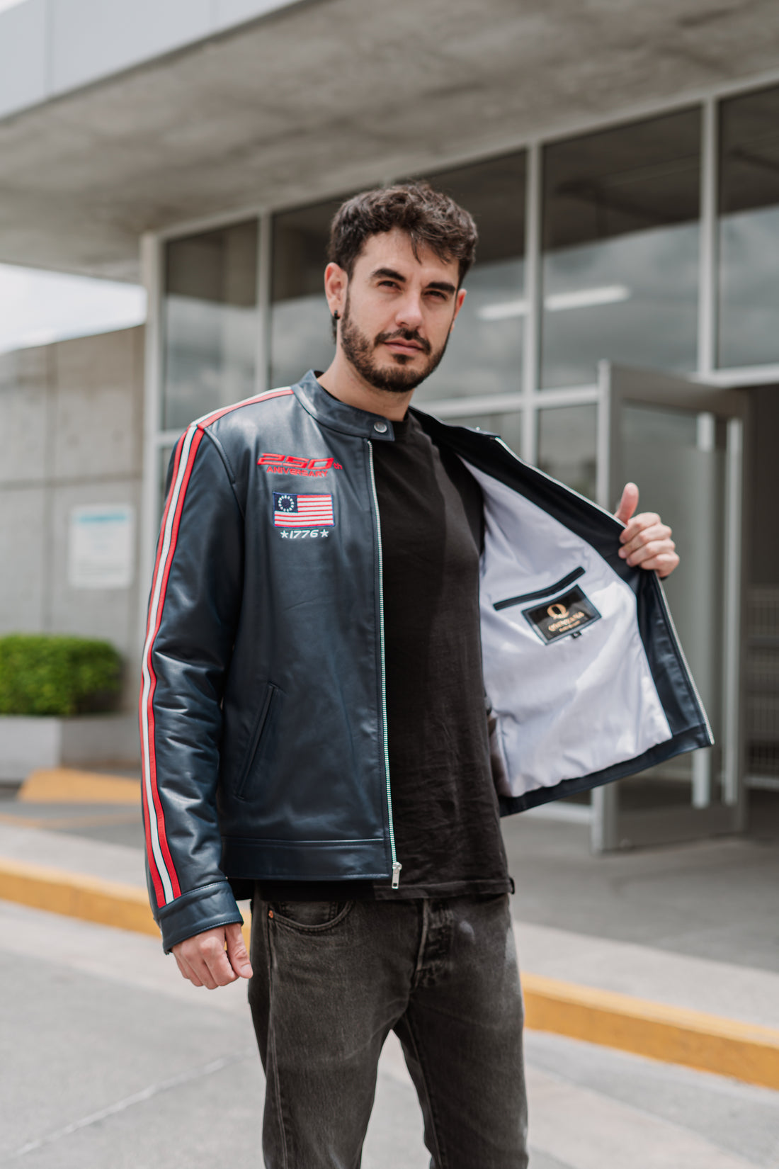250th Anniversary Racer Café – Navy Edition