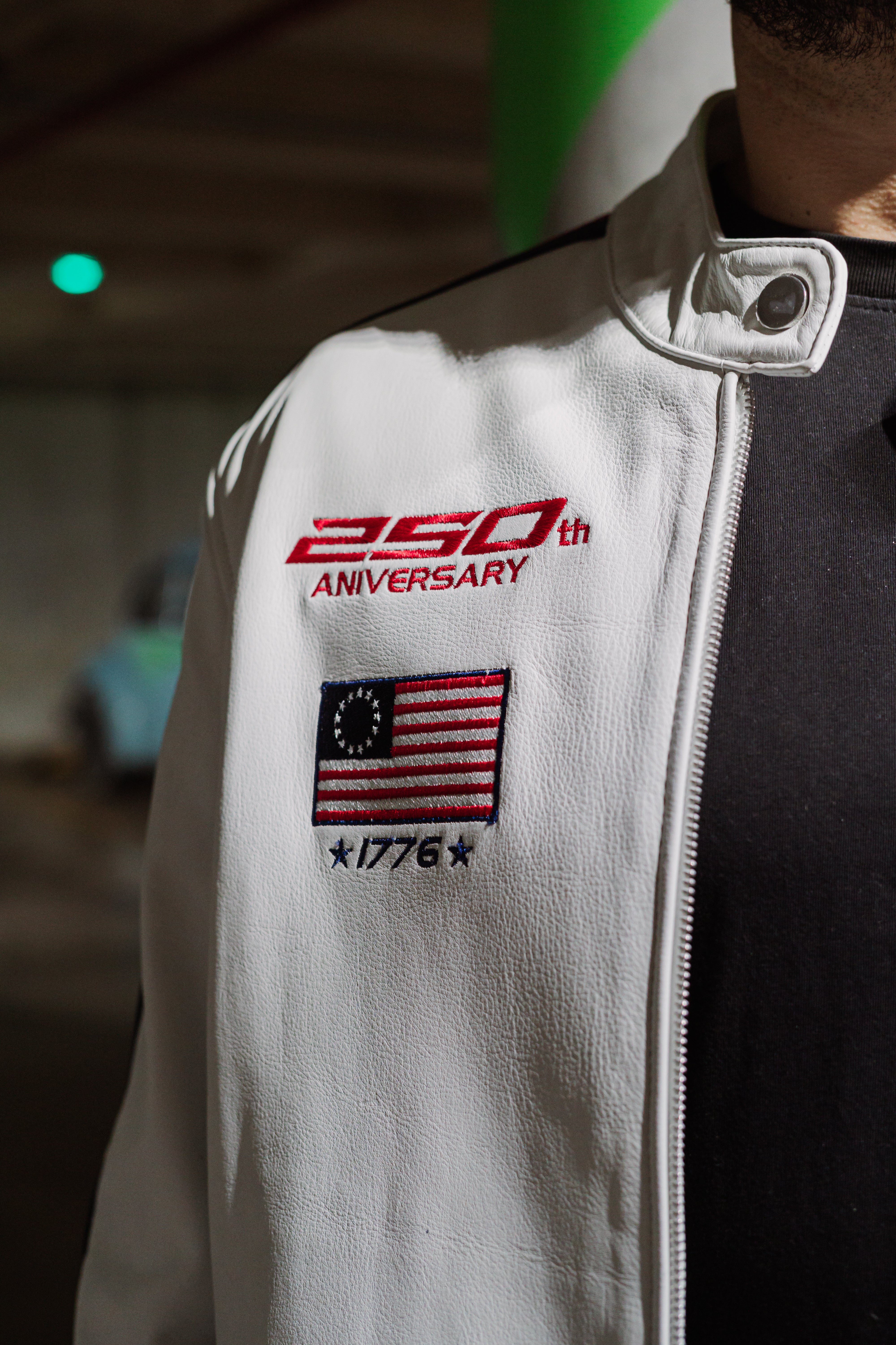 250th Anniversary Racer Café – White Edition