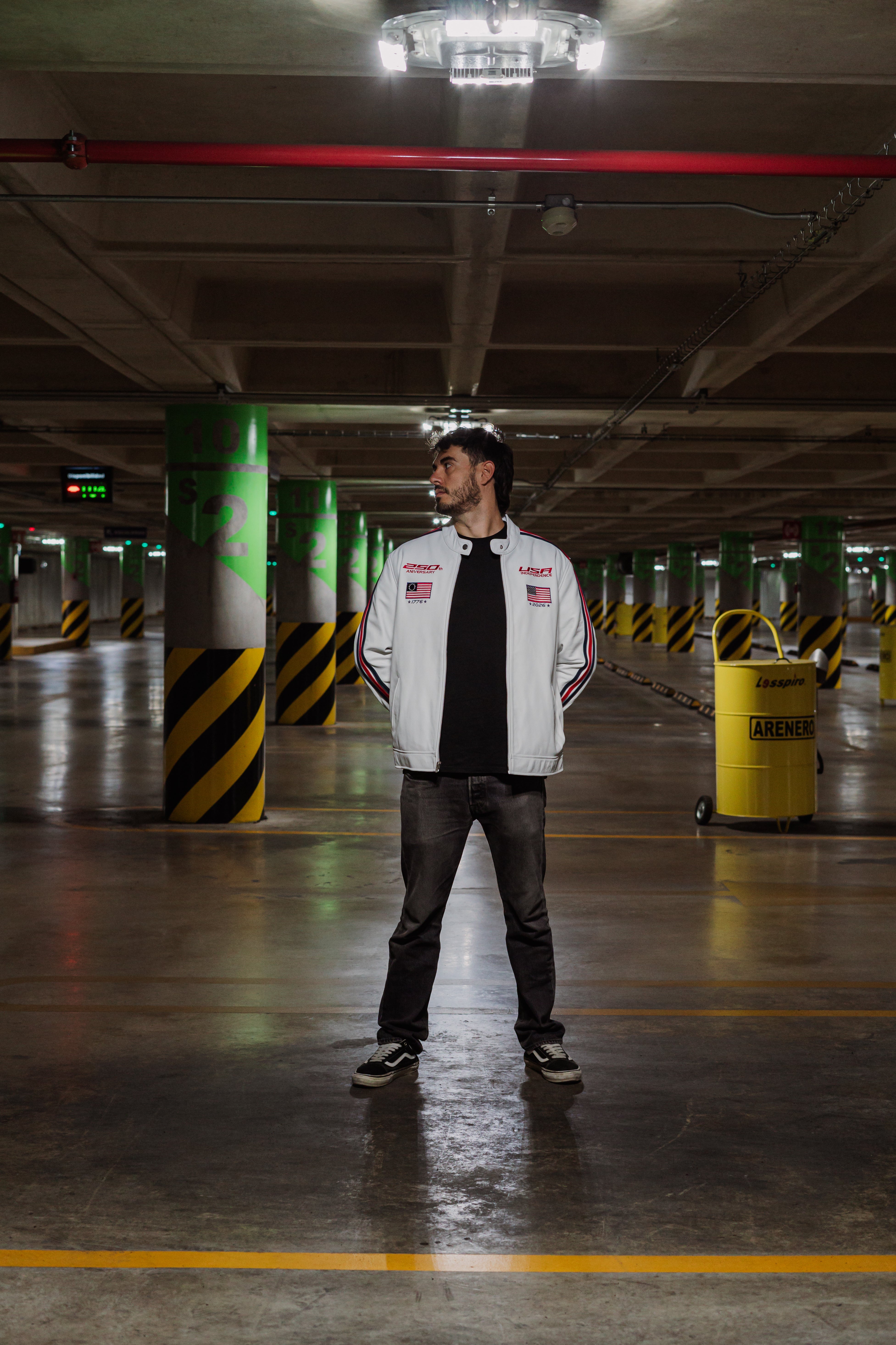 250th Anniversary Racer Café – White Edition