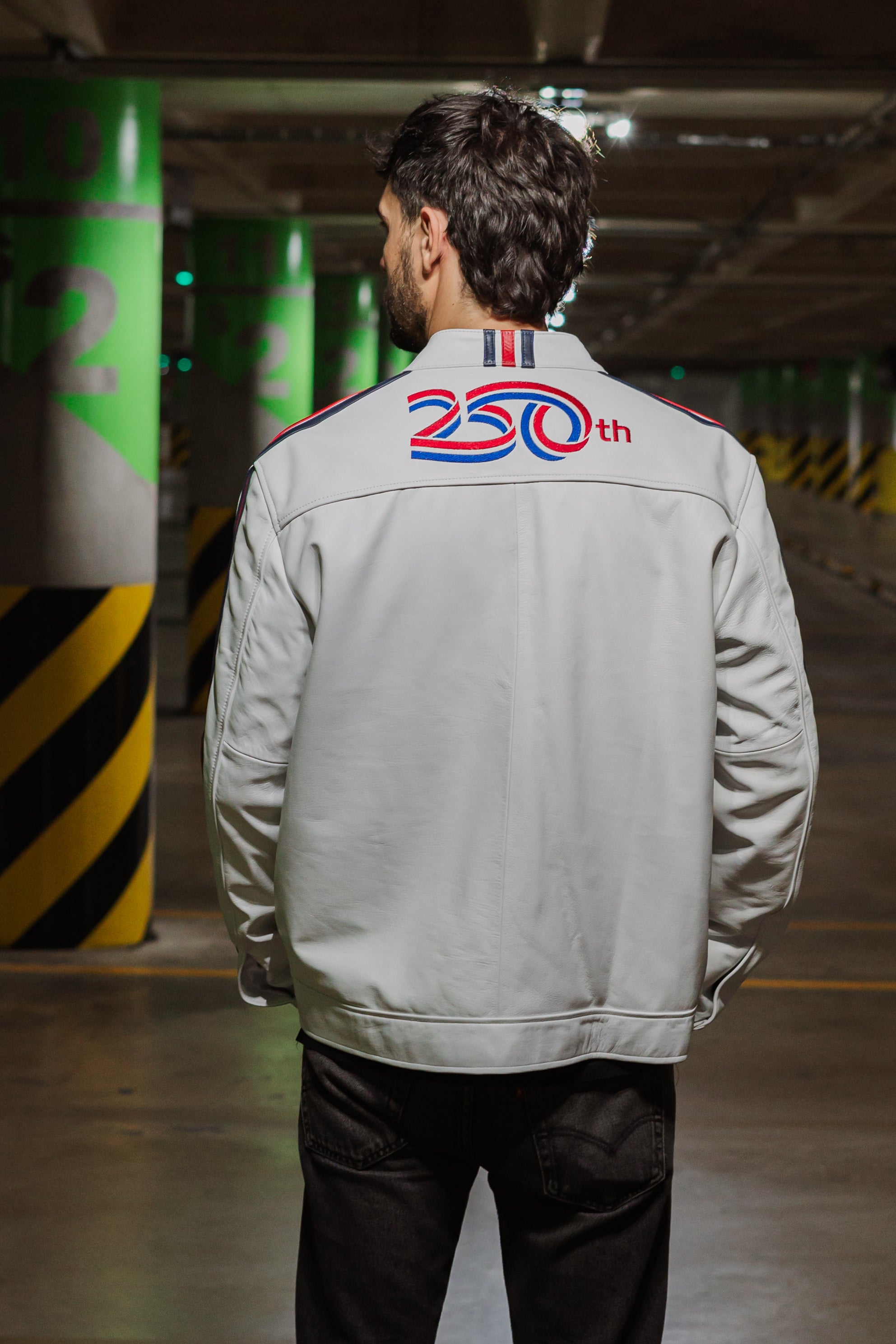 250th Anniversary Racer Café – White Edition